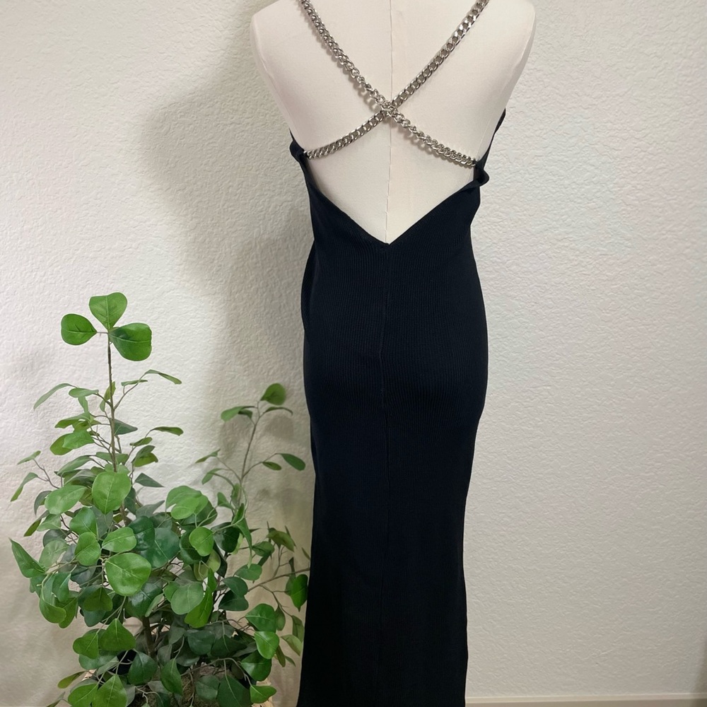 LuxeDress Chain Strap Black Knit Maxi Dress 🖤 - Picture 2 of 9